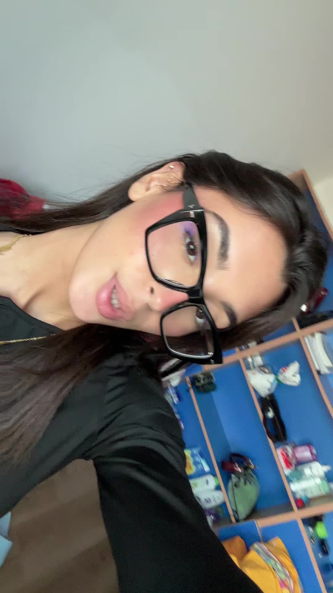 @Carla