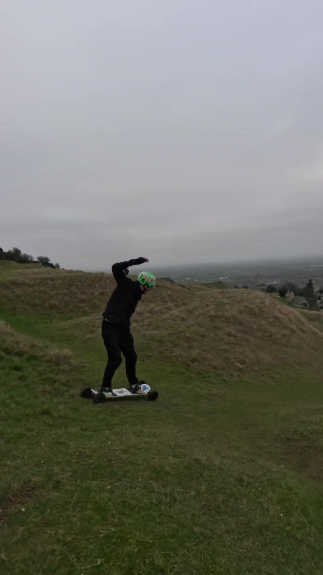 @UKMountainboarding