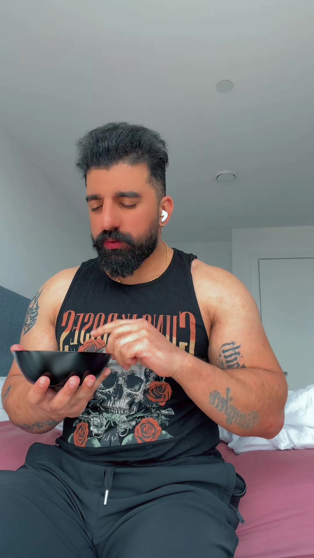 @Gabbar 🕊️🐺