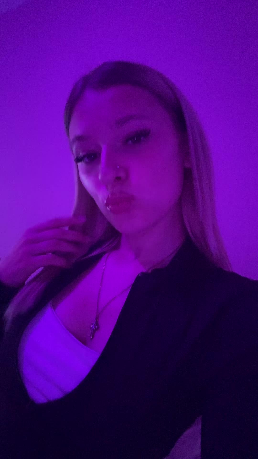@🫶🏼