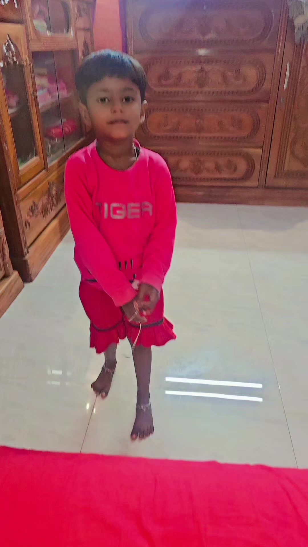 @সুরোভি 🖤আব্দুল্লা🫰
