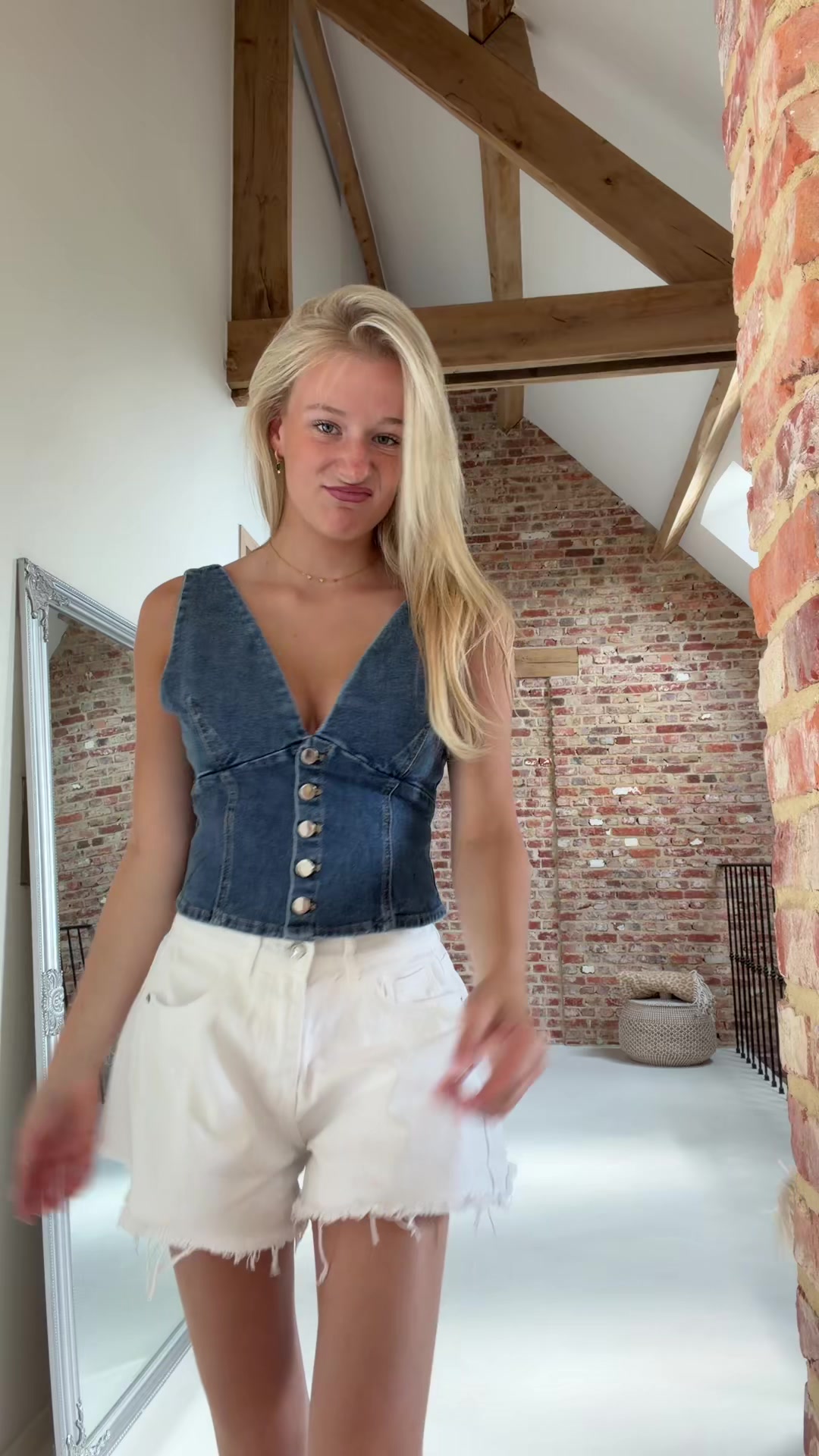 @AliciaLaurijssen