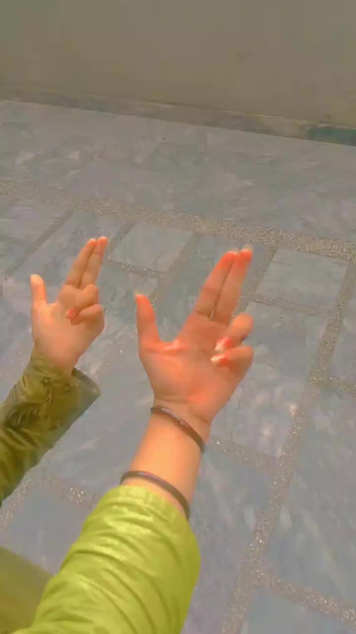 @🤌Mano🌚Angel 😇