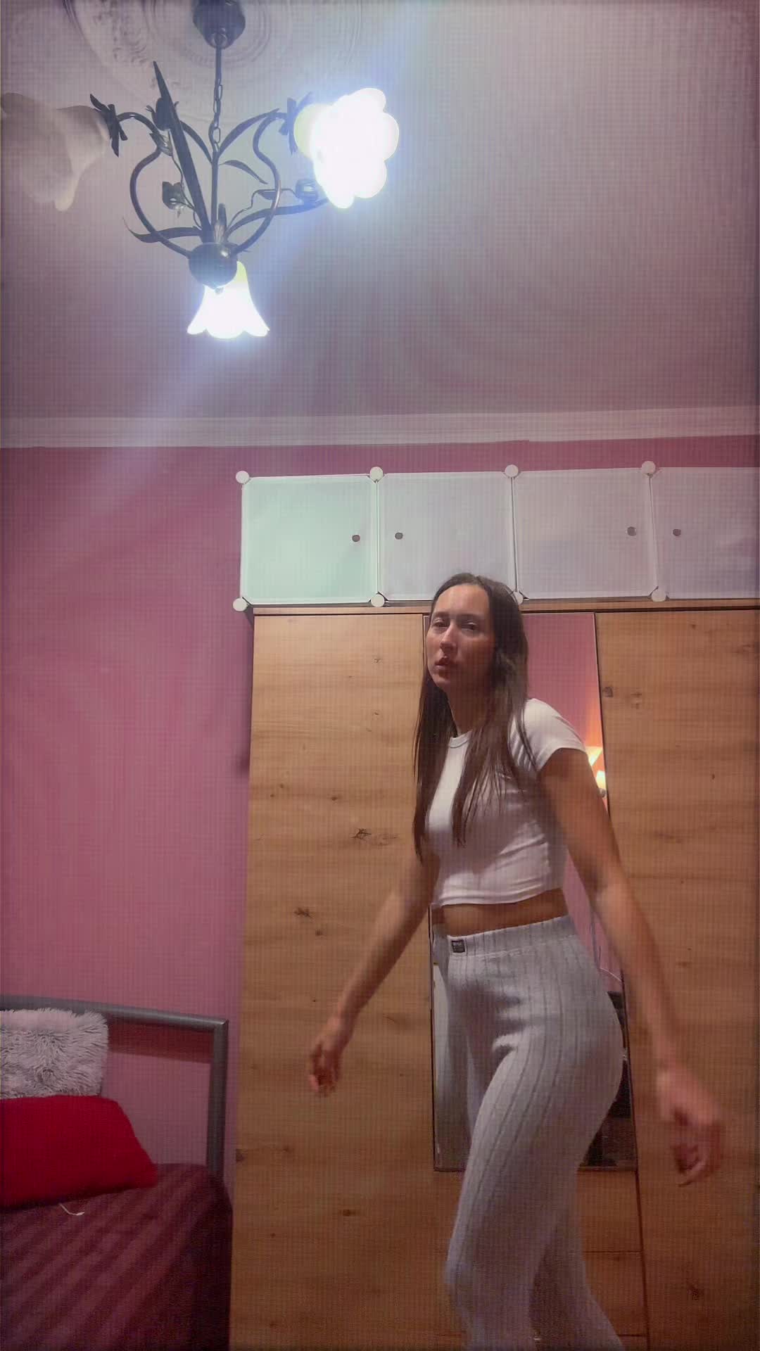 @🐰Esztiii🐰
