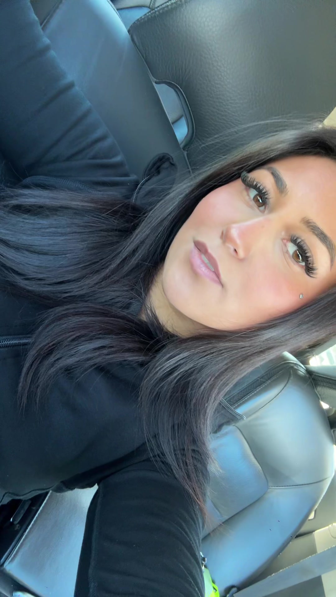 @𝒥𝓊𝓃𝒾𝑒 𝒸𝒽𝒶𝓋𝑒𝓏💋