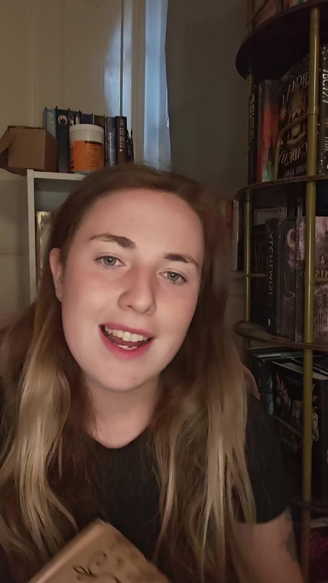 @BooksWithBrooke📚