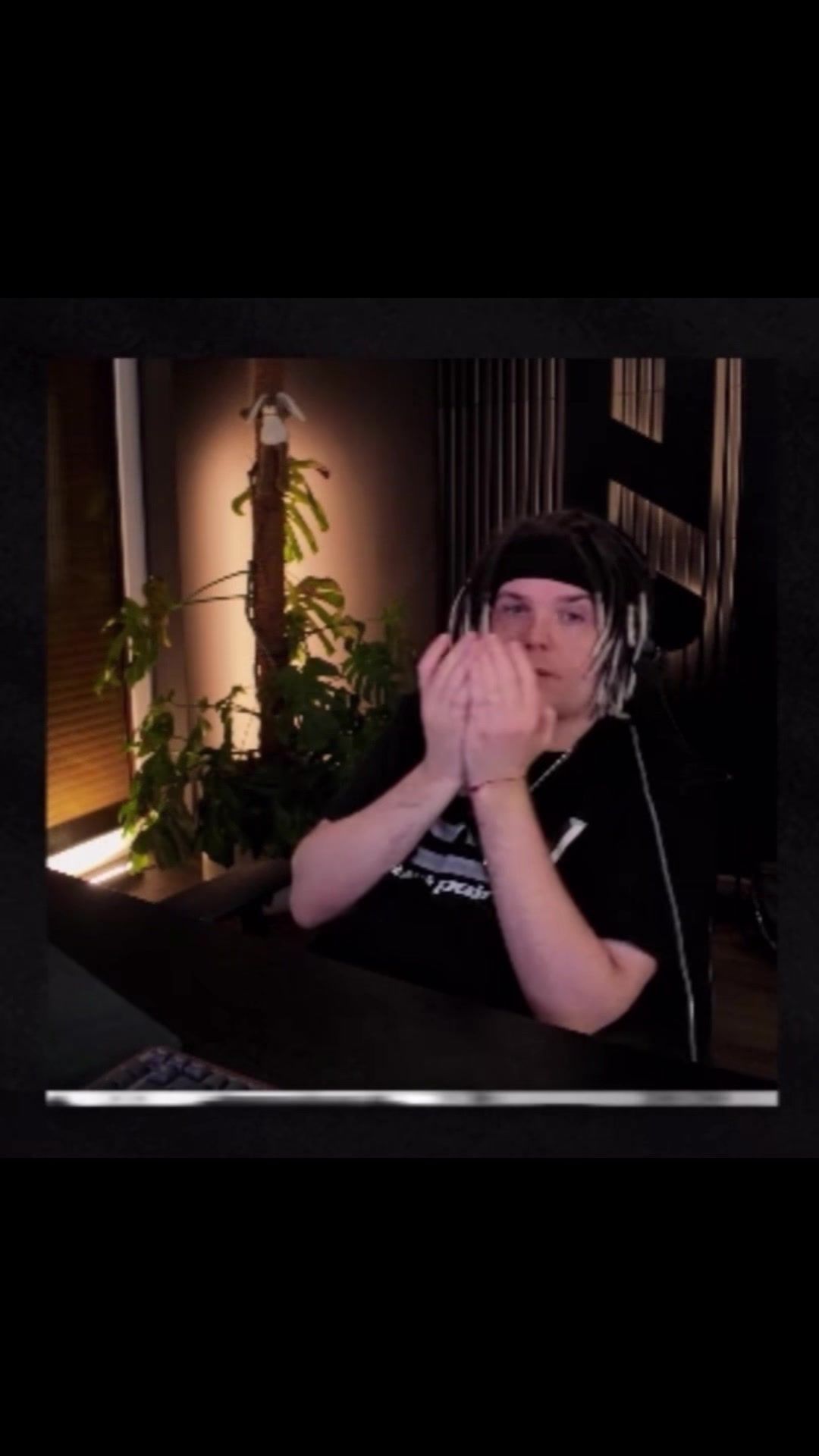 @️mqxzzYFL