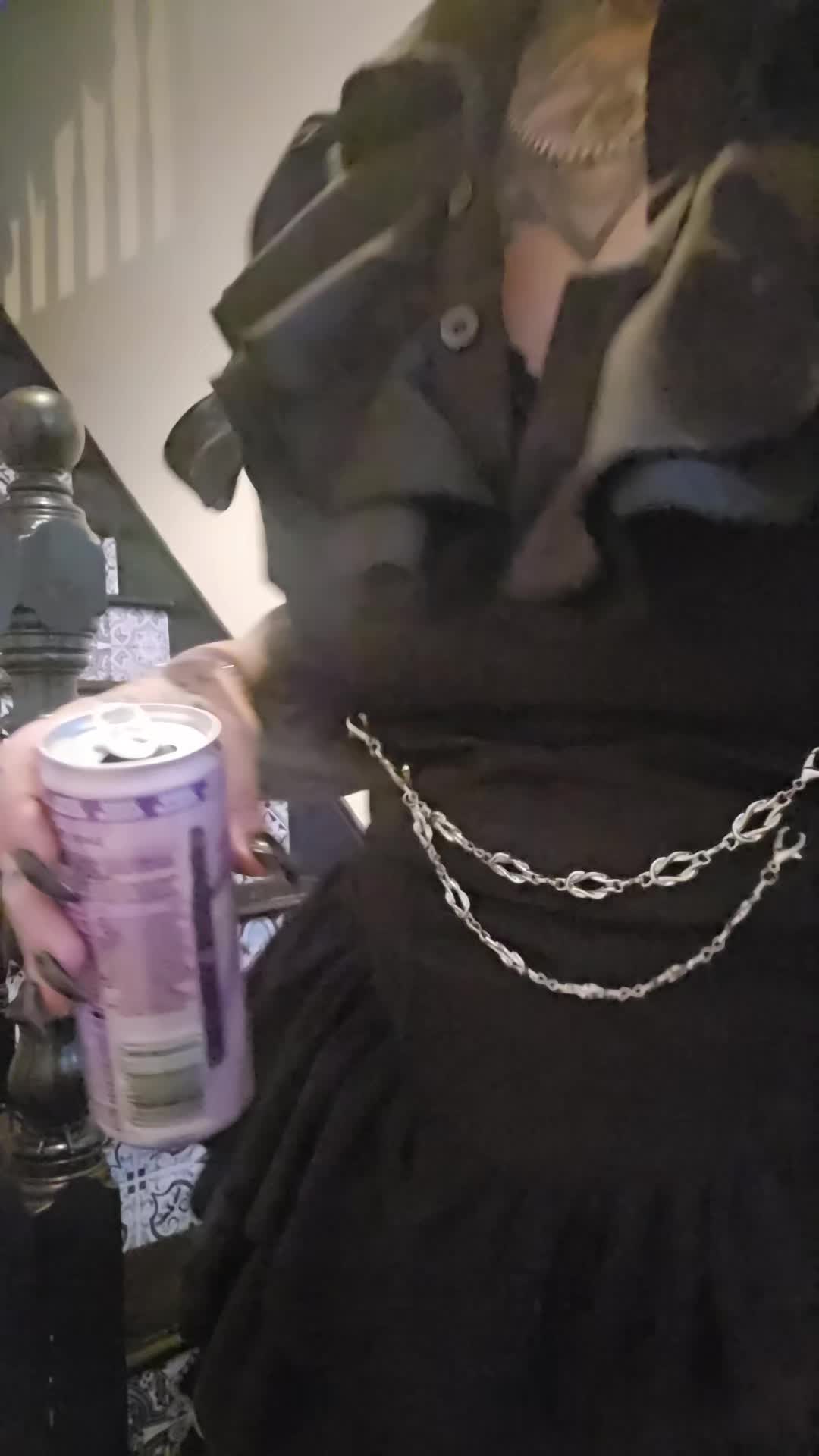 @𝔅𝔞𝔟𝔶𝔊𝔦𝔯𝔩𝔊𝔬𝔱𝔥𝔦𝔠𝔠