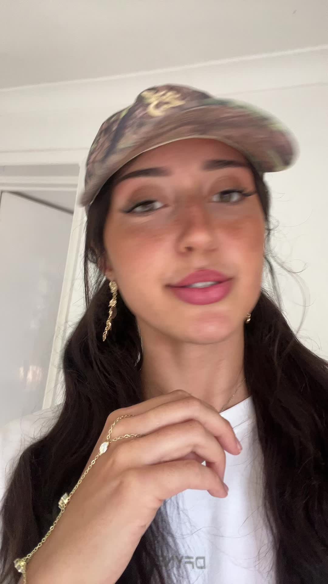 @BEE
