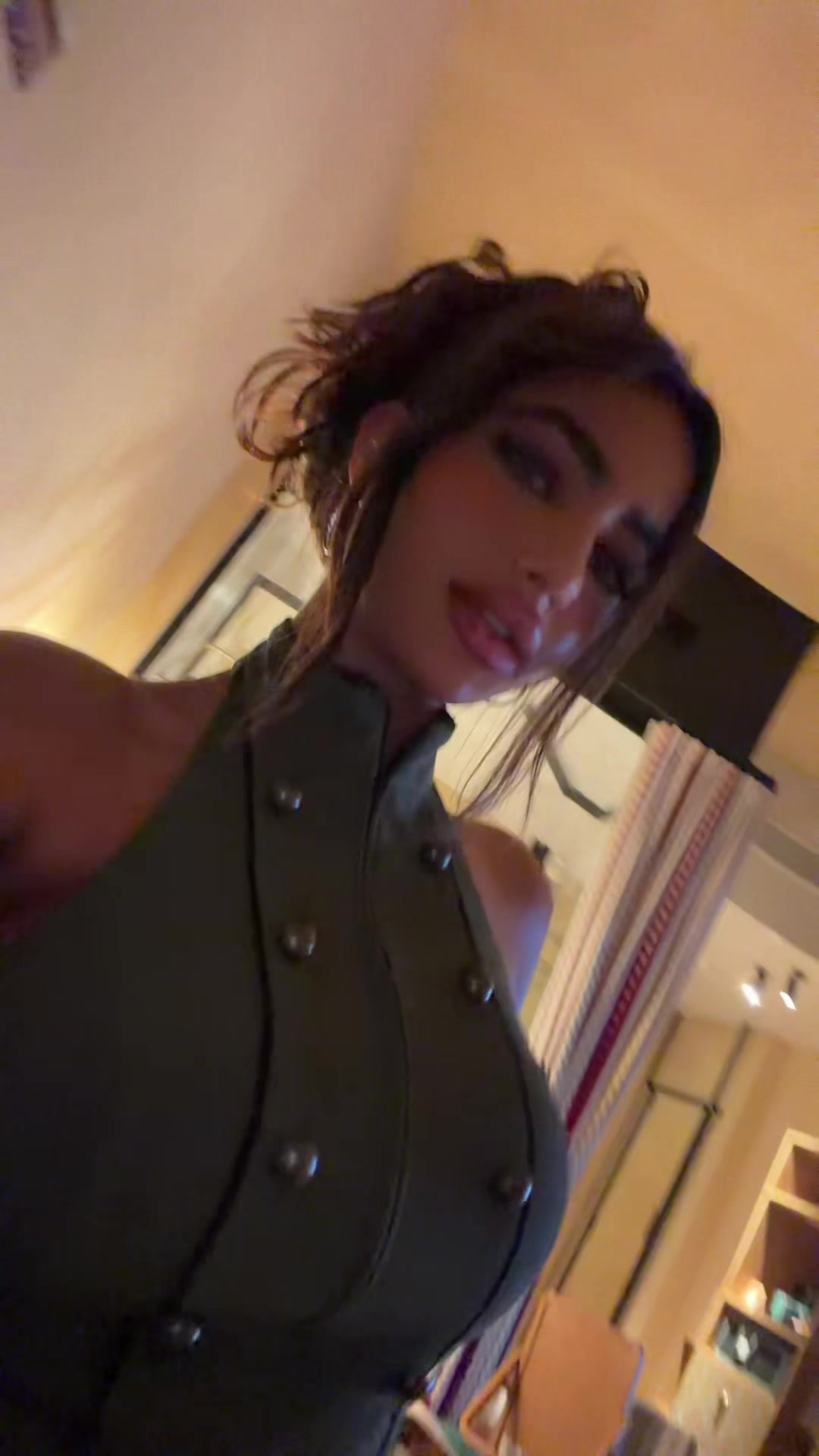 @🦋🇮🇶