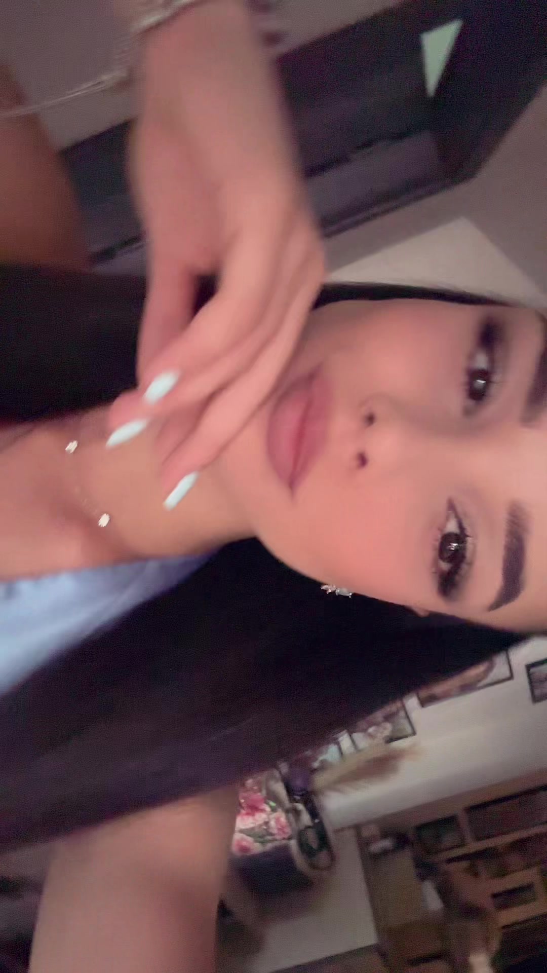 @7Viktoria7