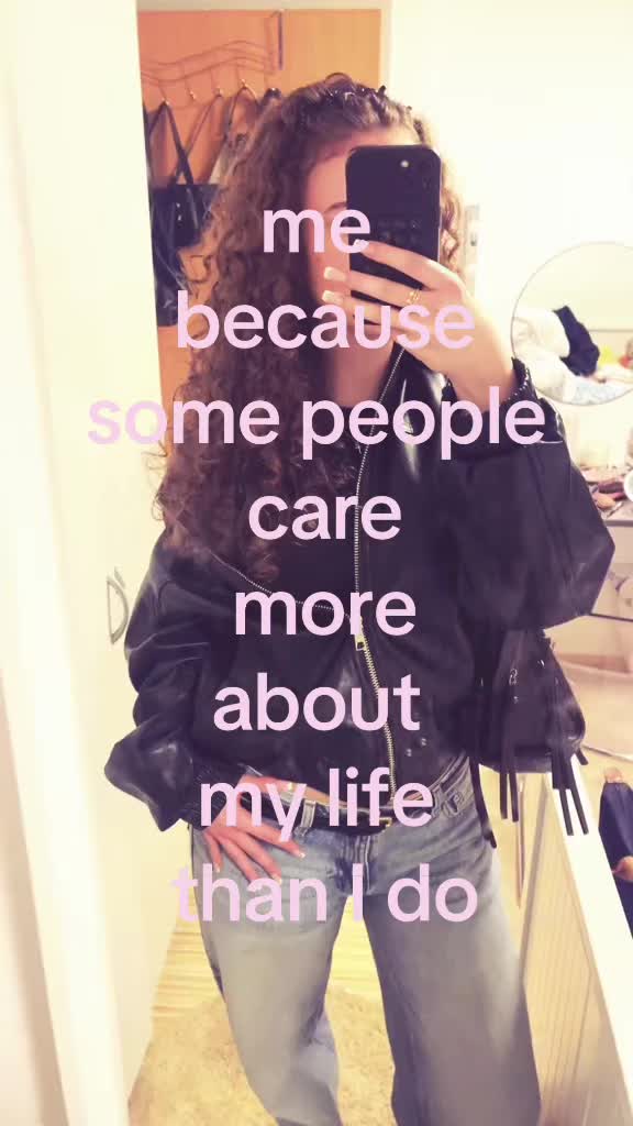 @angela