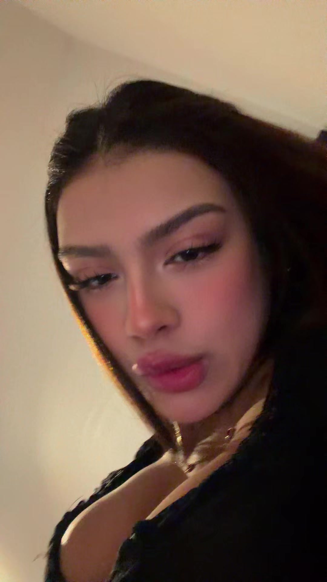 @victoria tavares
