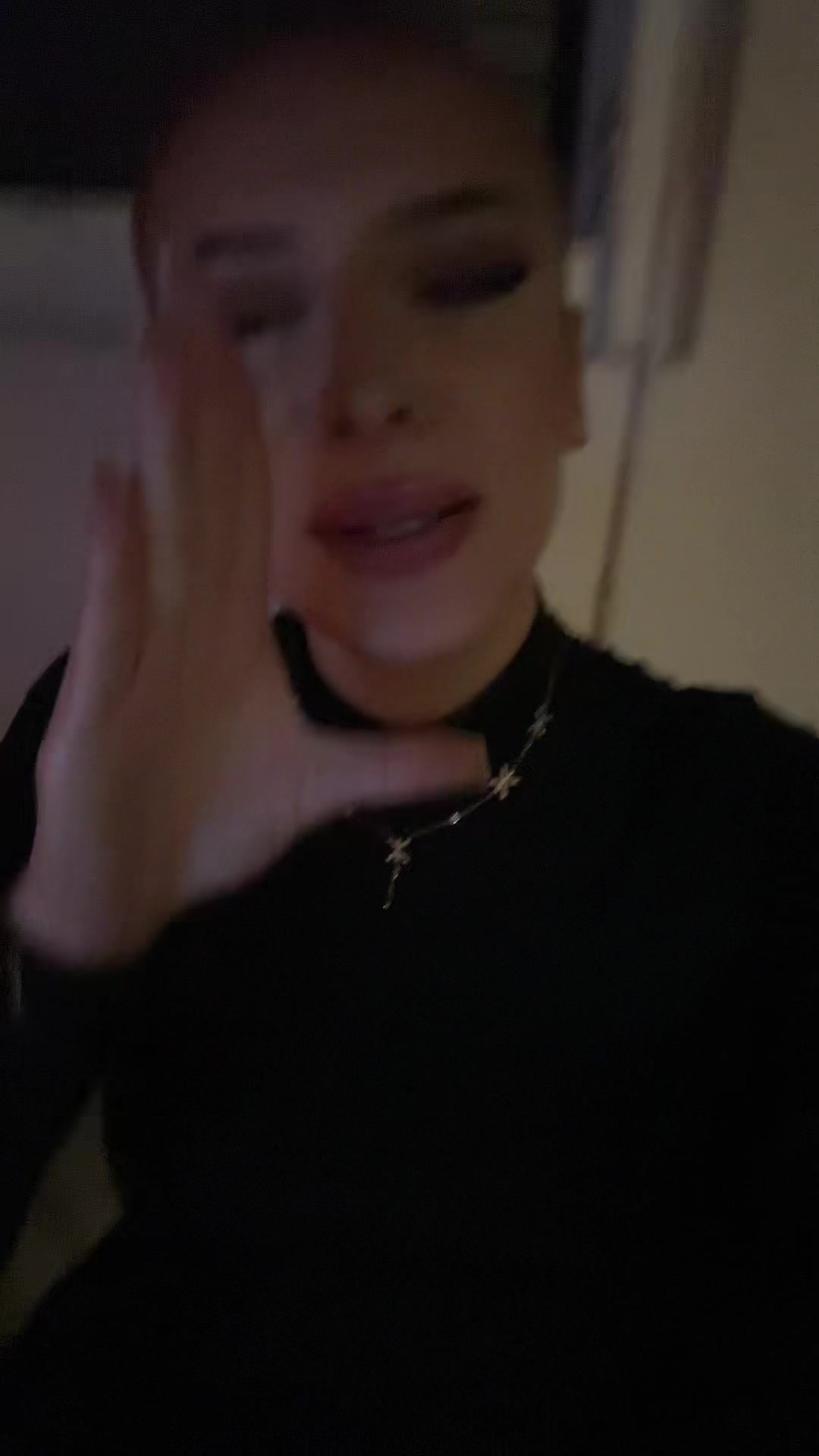 @_Ofasïabrunetäoffcïël_
