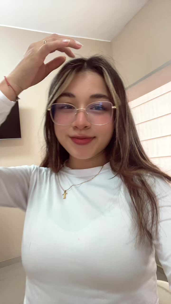 @Thalia Brighit🧸