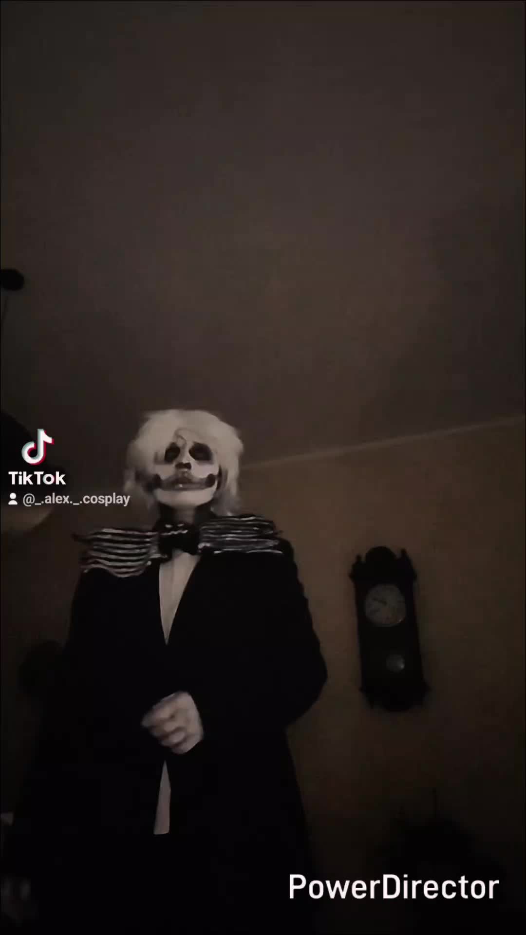 @Alex._