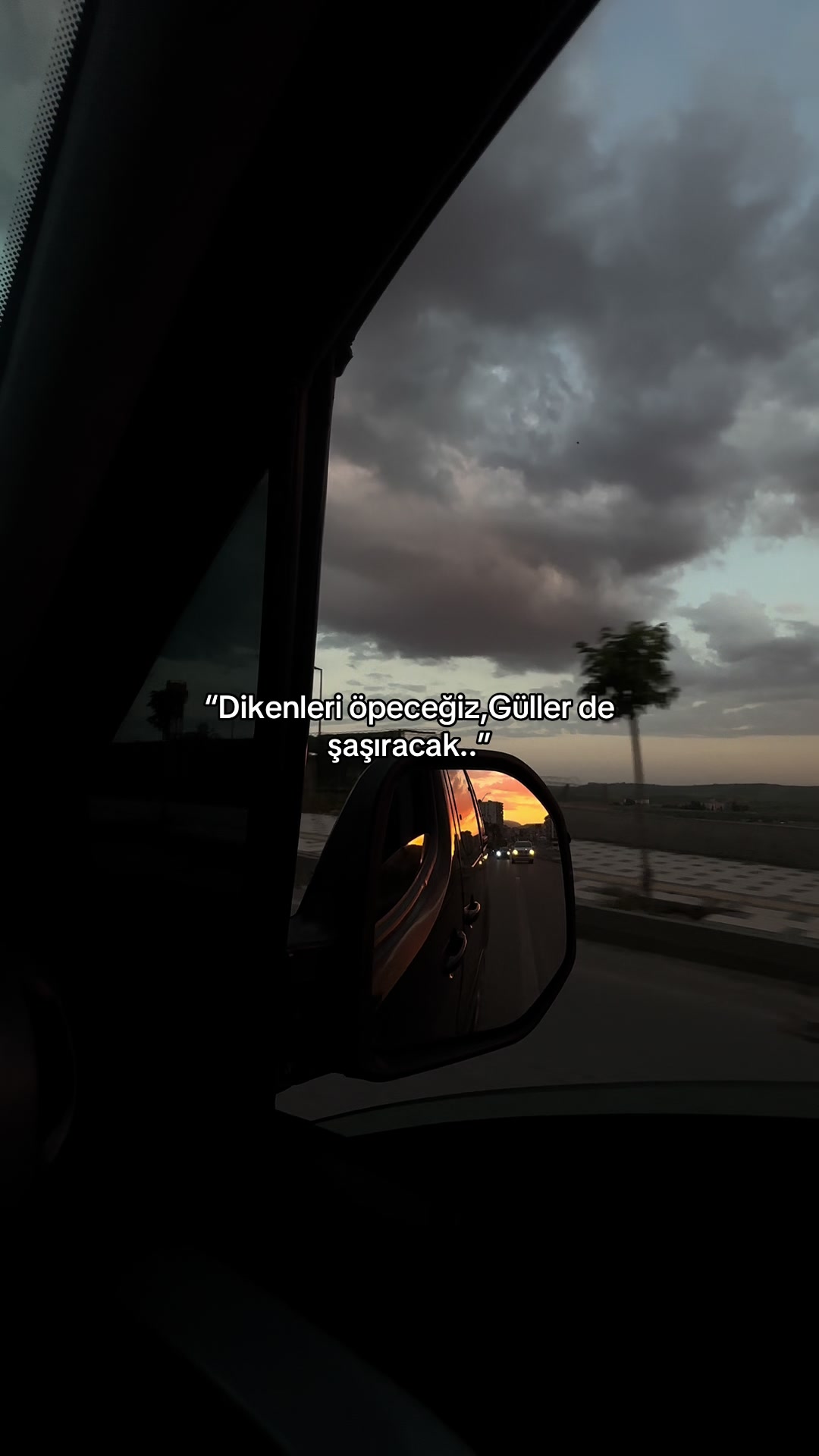 @ℰ