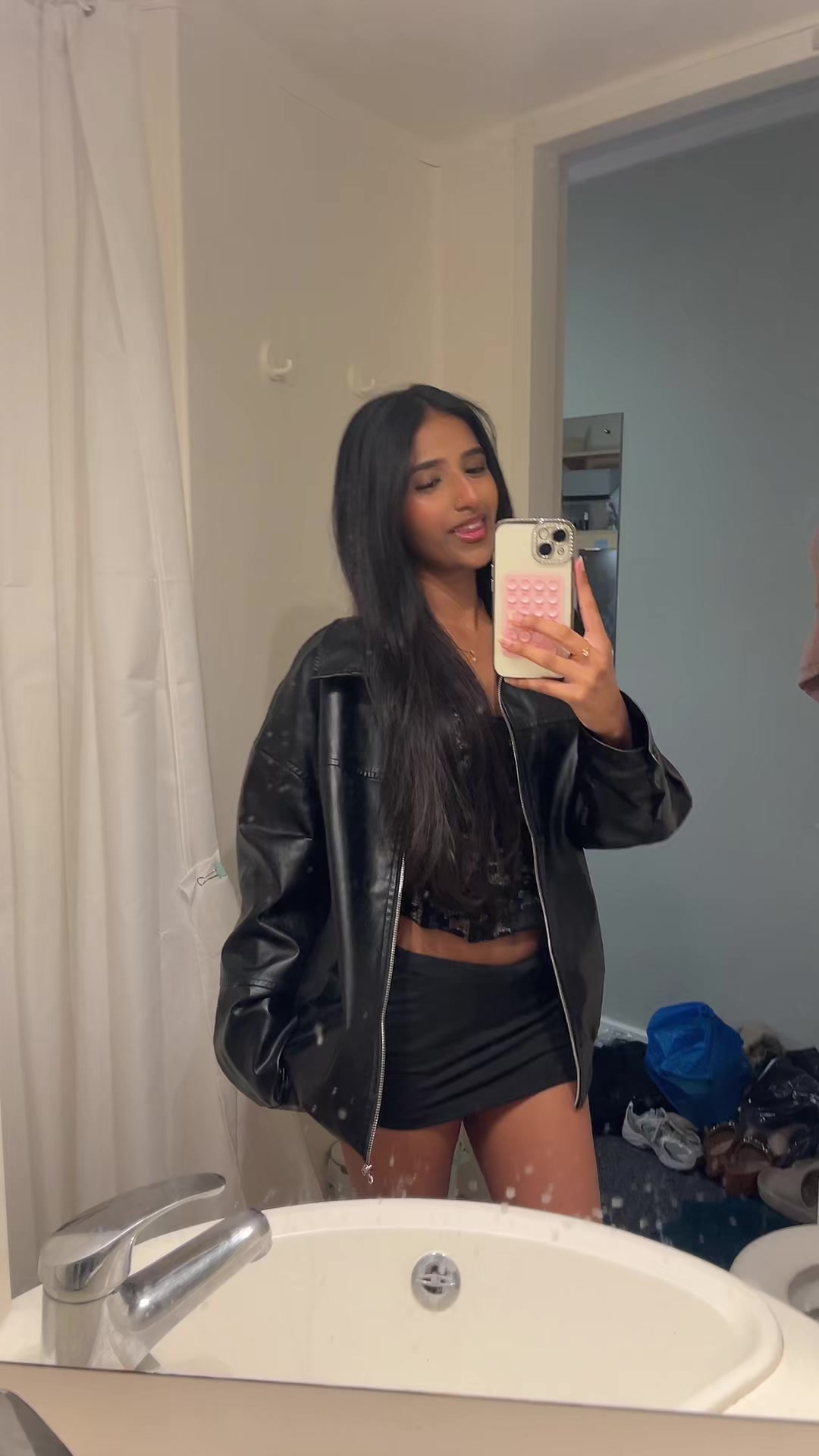 @Neha ❀