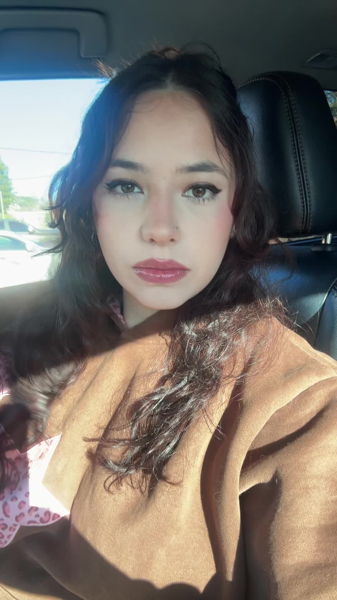 @Yisela