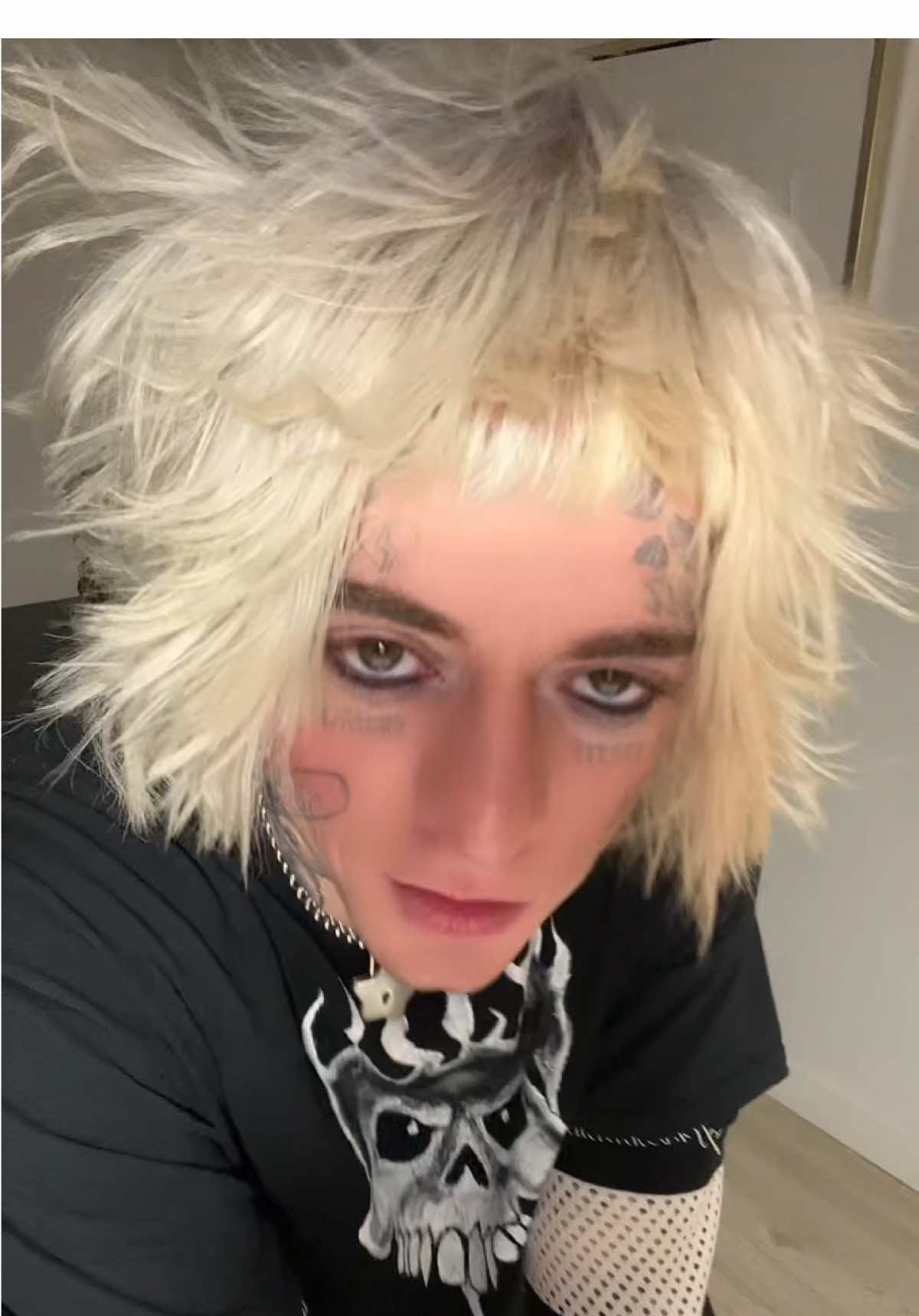 @★𝙝𝙚𝙡𝙡𝙤𝙠𝙞𝙩𝙩𝙮𝙗𝙤𝙞★
