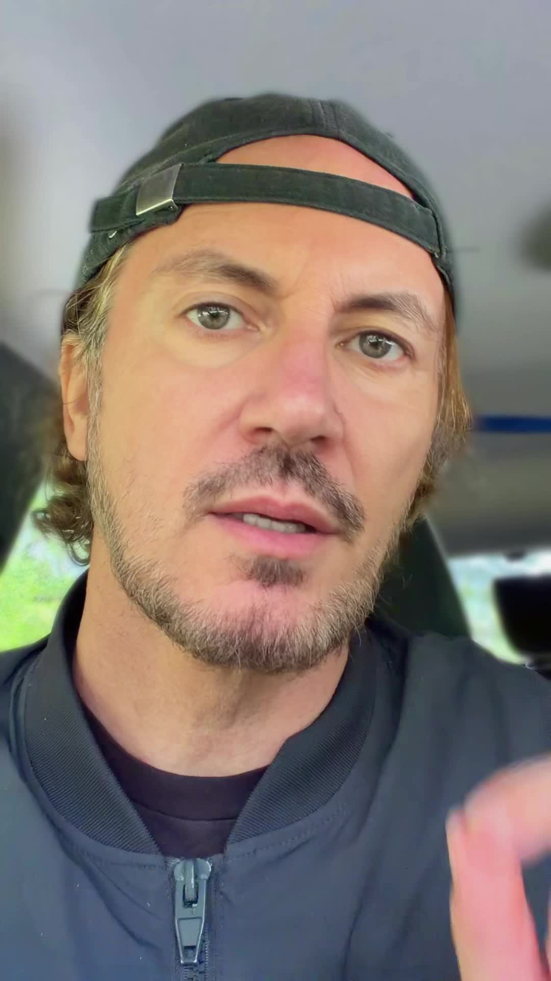 @VIVEK RICCARDO SARDON&Egrave;
