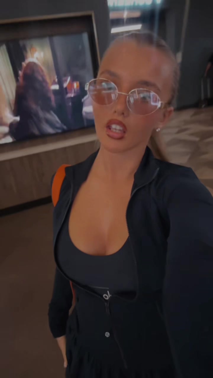 @scarlett_xxxxx_