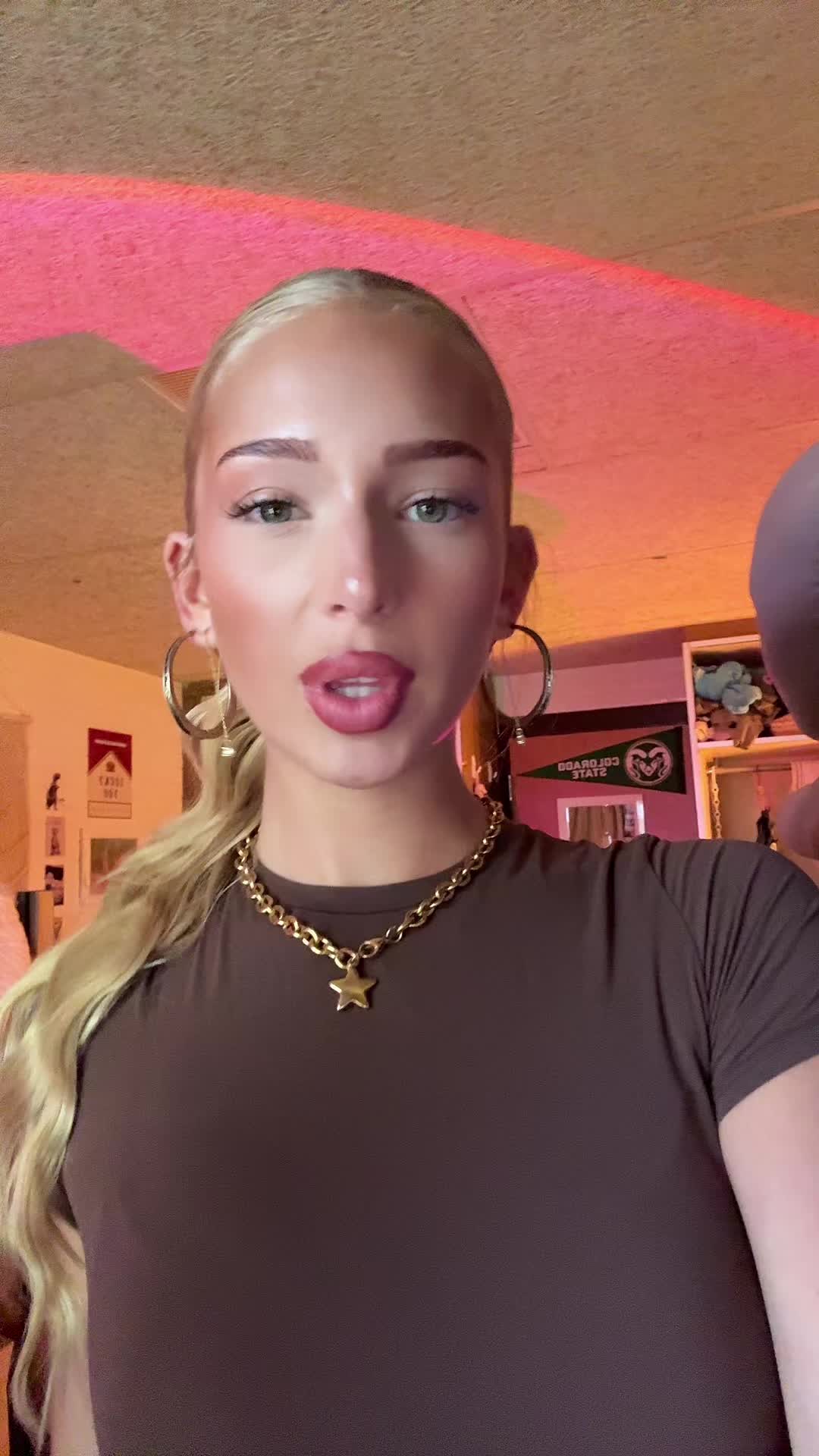 @zo&euml;