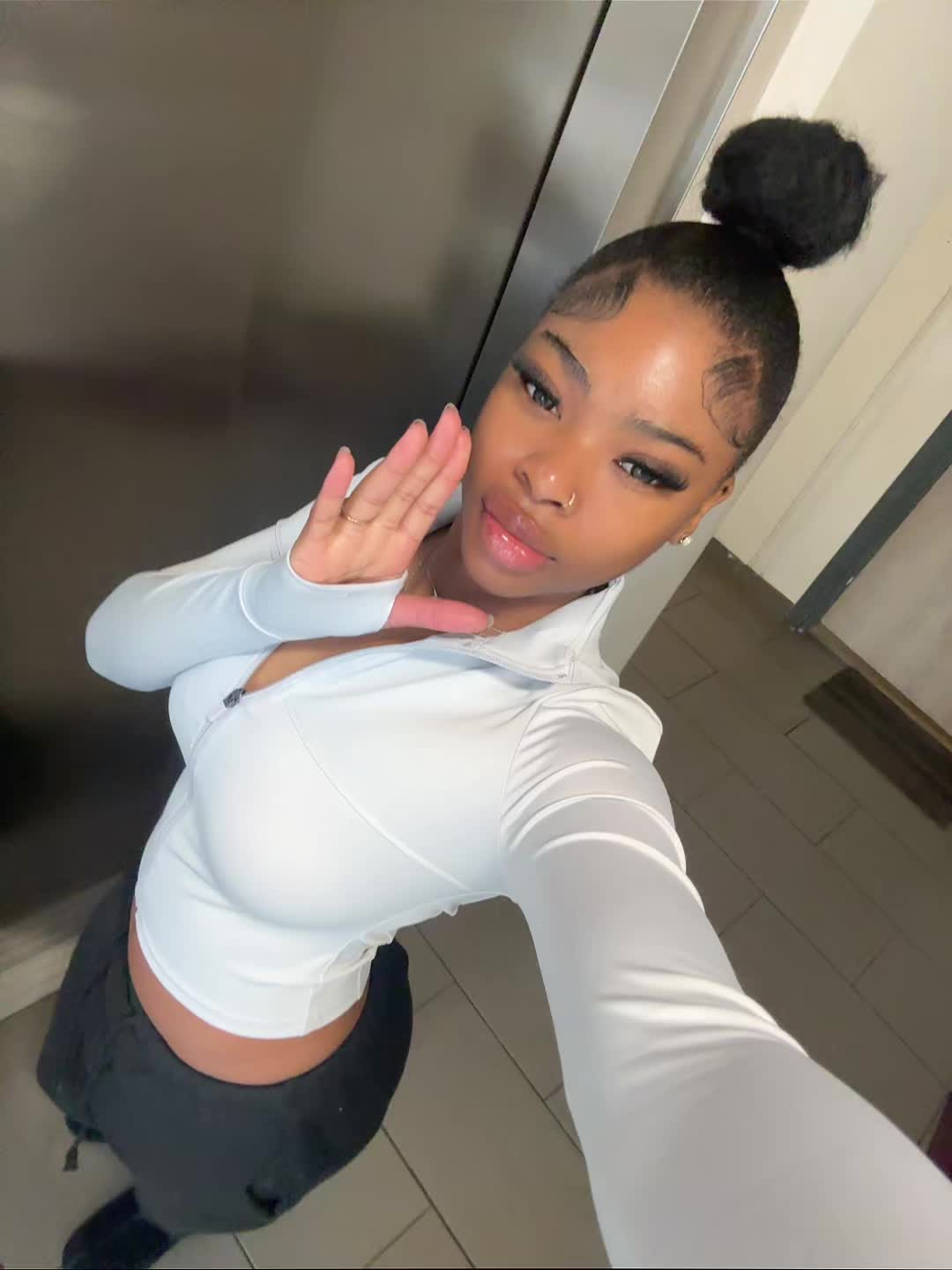 @8🌟
