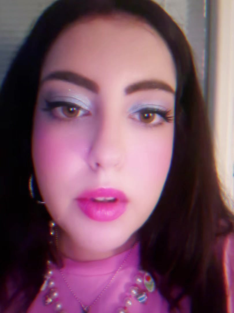 @✨🦋Warholka🦋✨