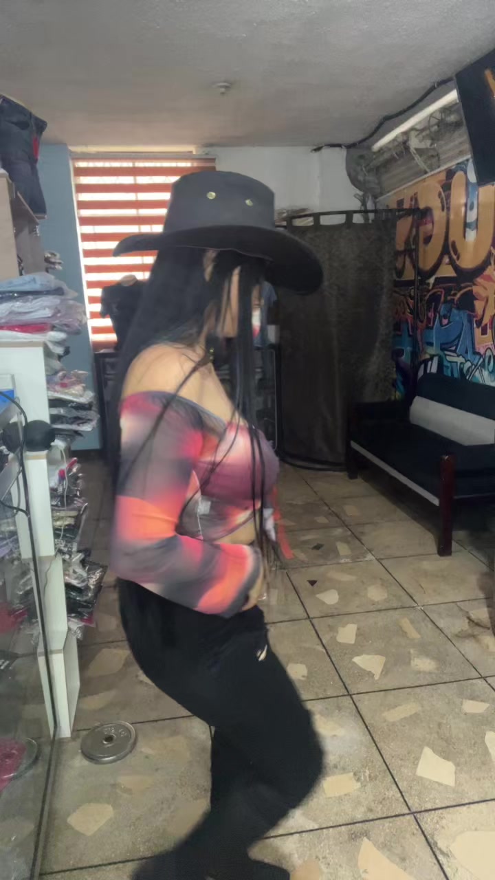 @Lucy Store