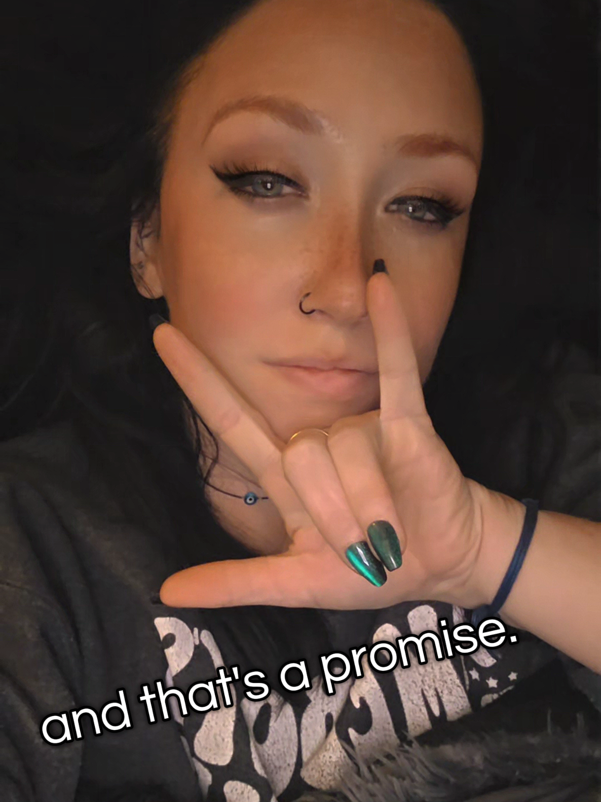 @Dezzyraii 🖤