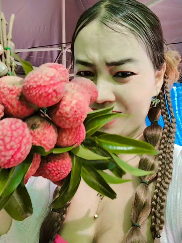 @★มิ้น^^"เอวซิ่ง★🏠สาริกา🇹🇭