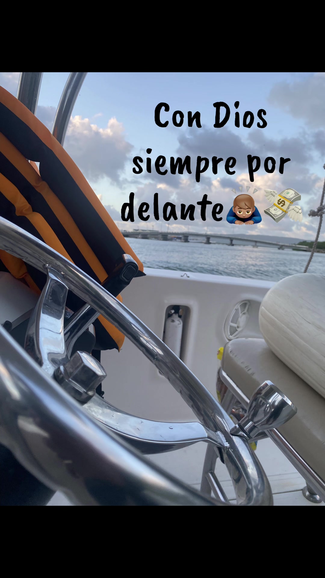 @Juan•