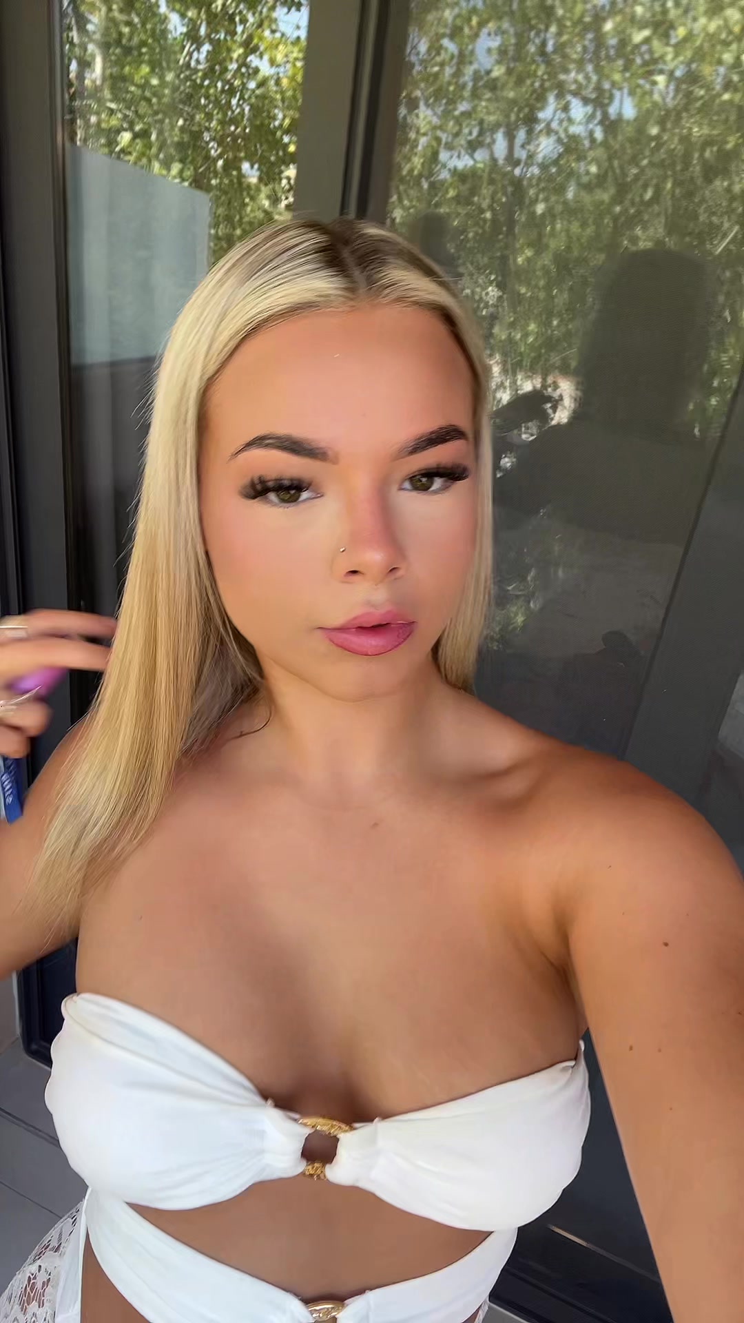 @g