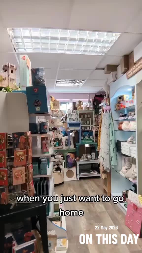 @TheLilPixie 💜