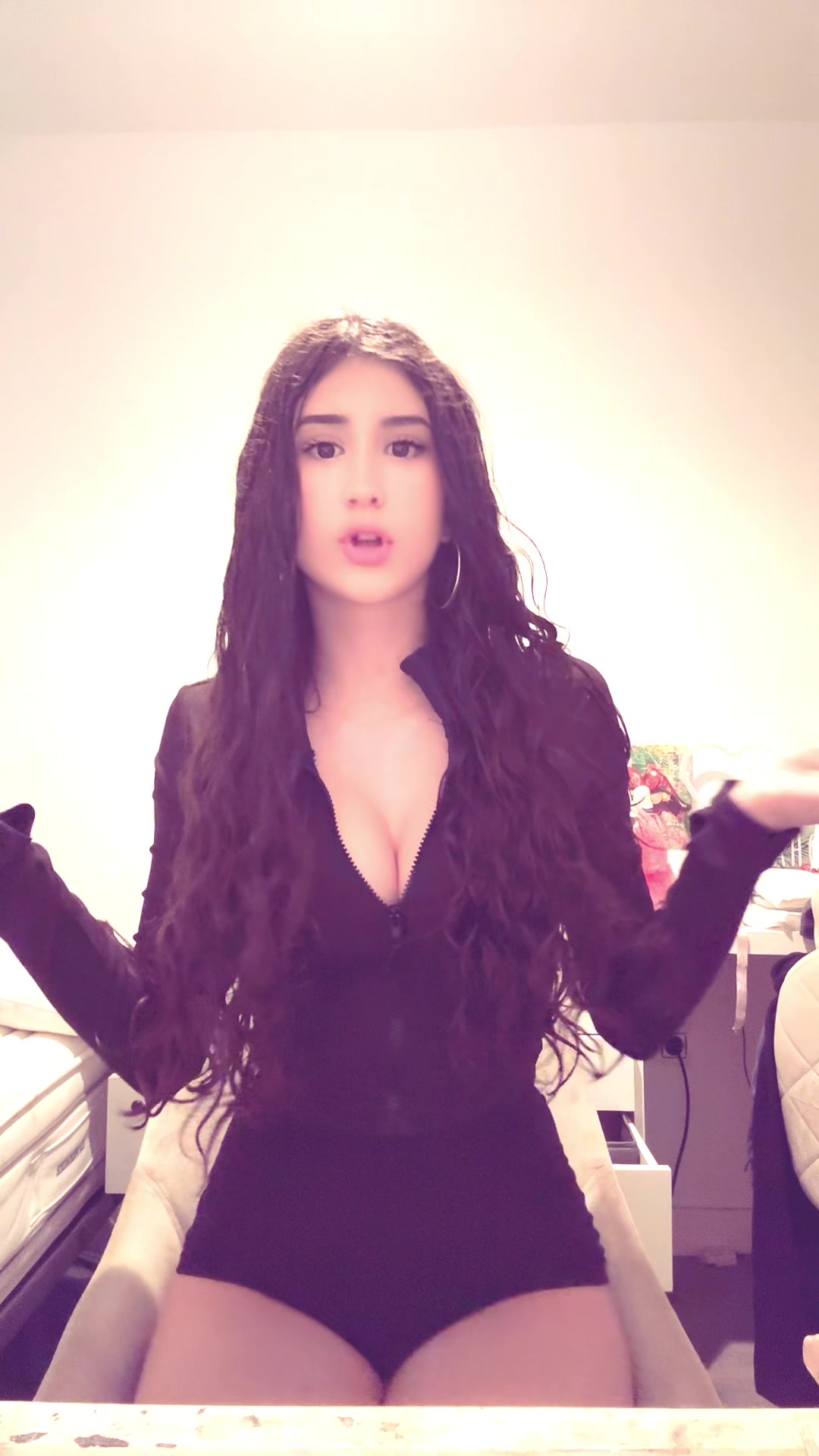 @Eleonor