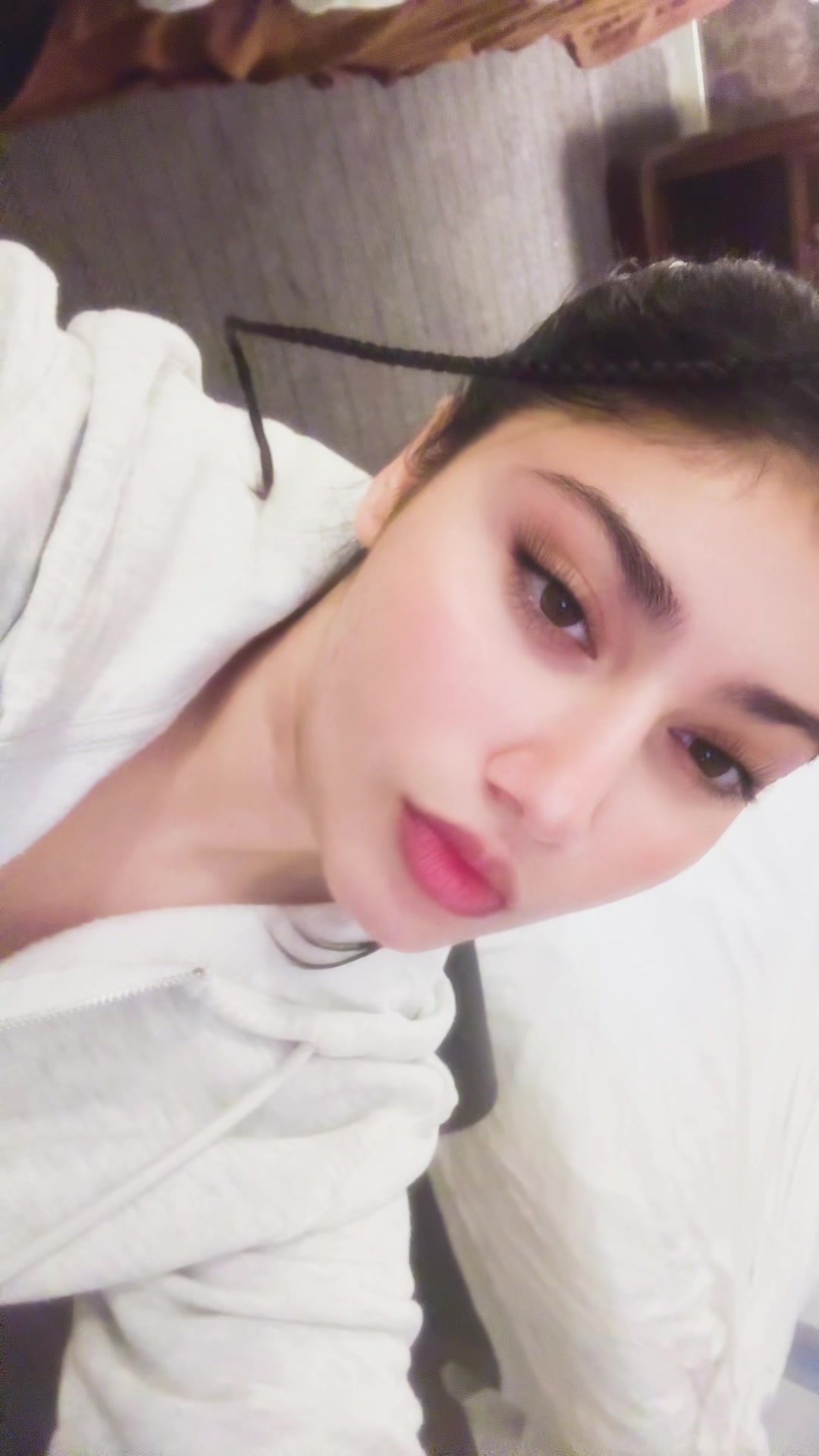 @Eva🤍
