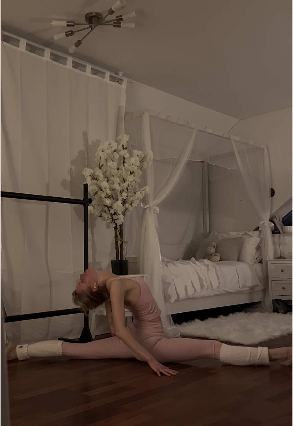 @the.realdaria