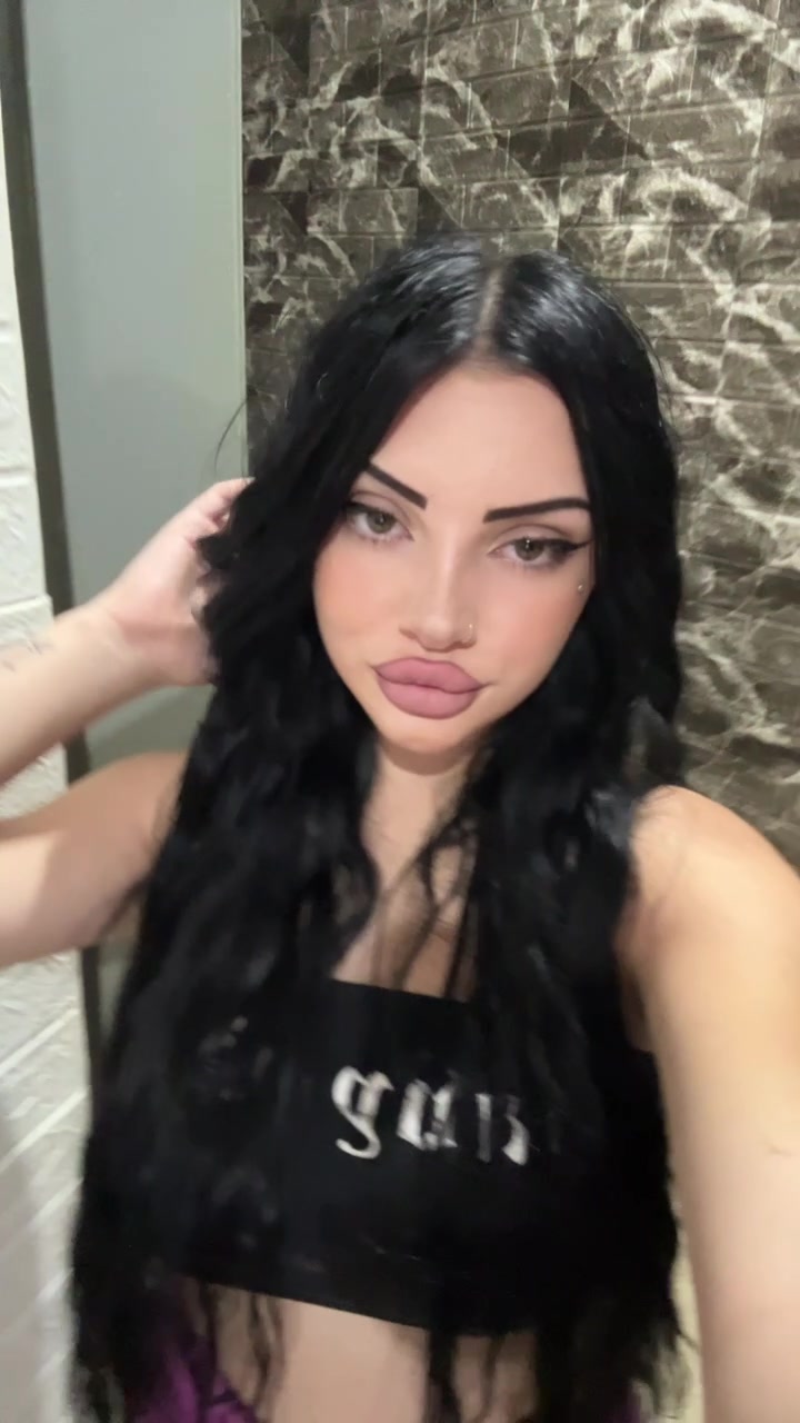 @Shyanne._.spamss