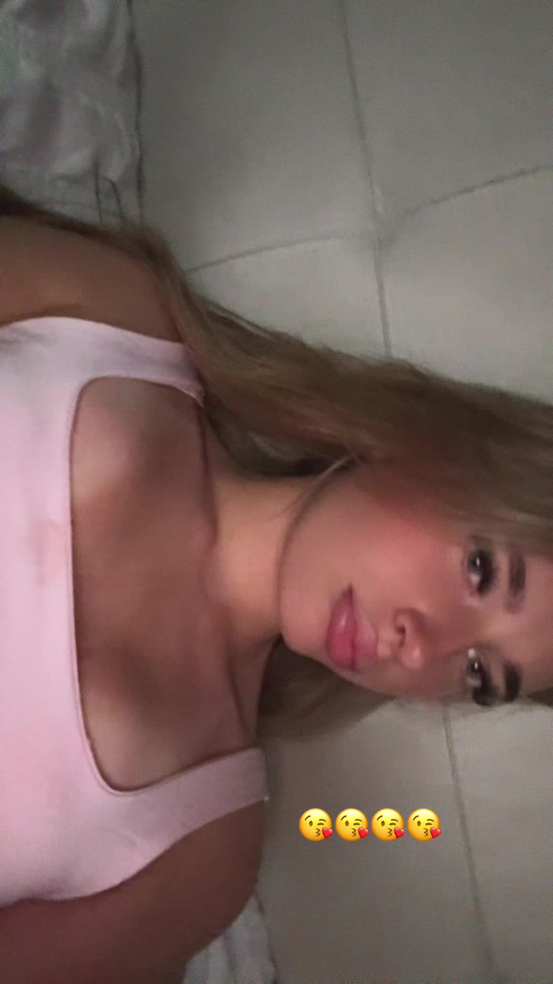 @✌🏽