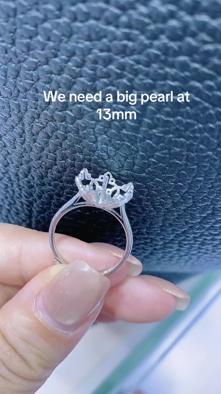 @OMGPEARL