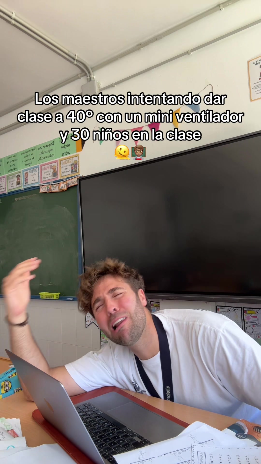 @elprofeconclase