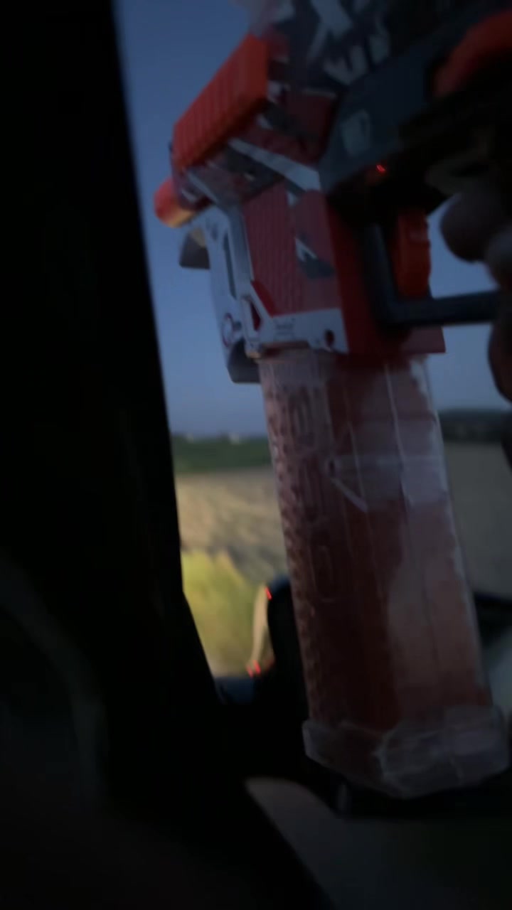 @𝐋𝐚𝐧𝐝𝐞𝐫𝐥