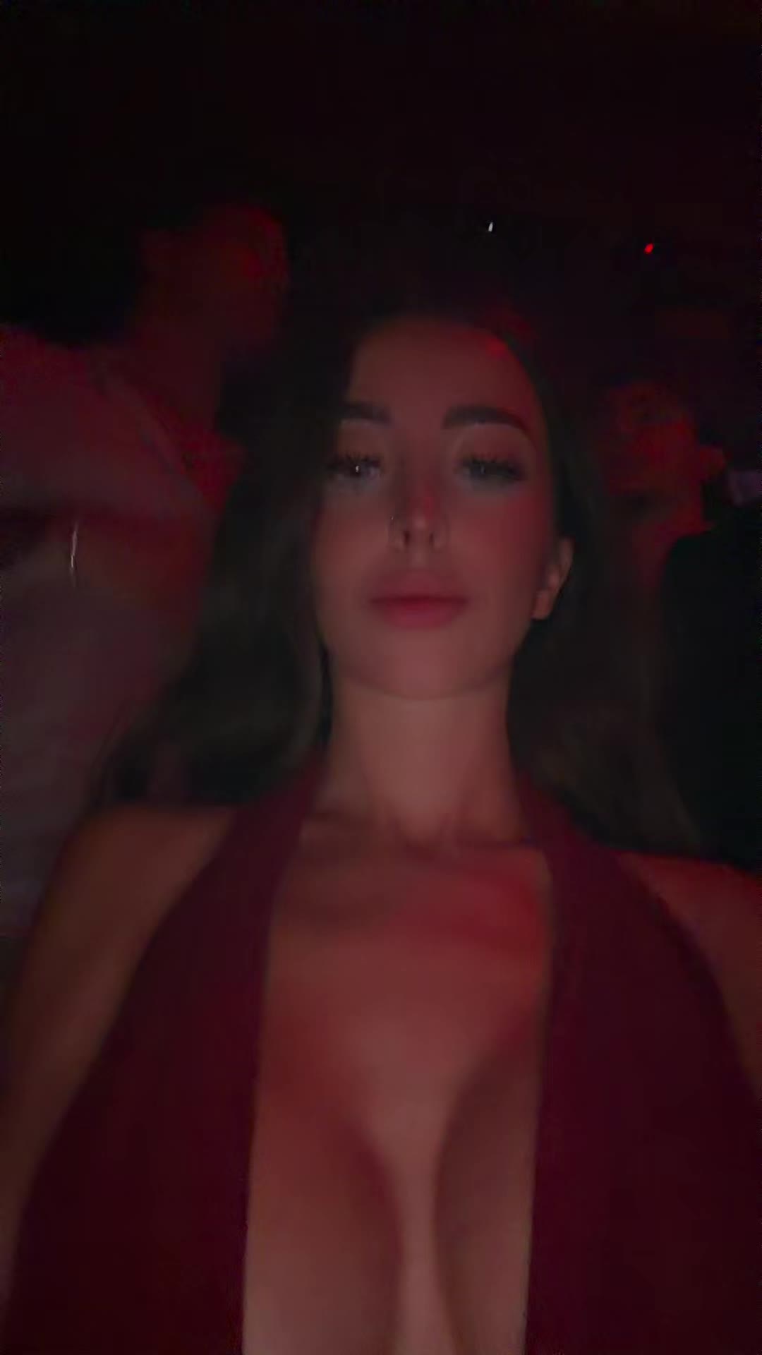 @nayiimtnez