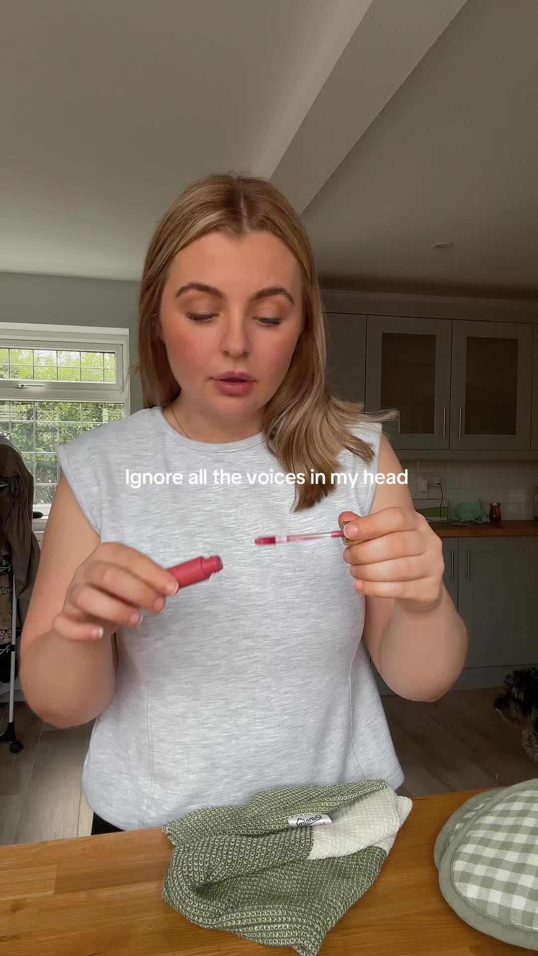@caitplattx