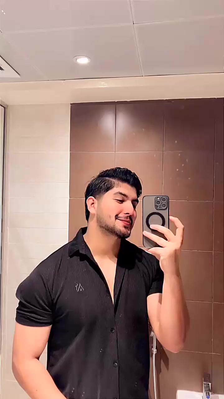 @Tanzeel 🇦🇪