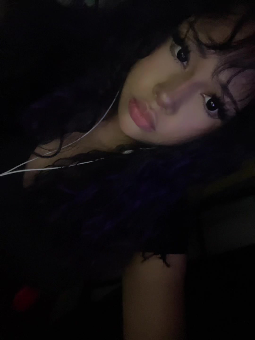 @y