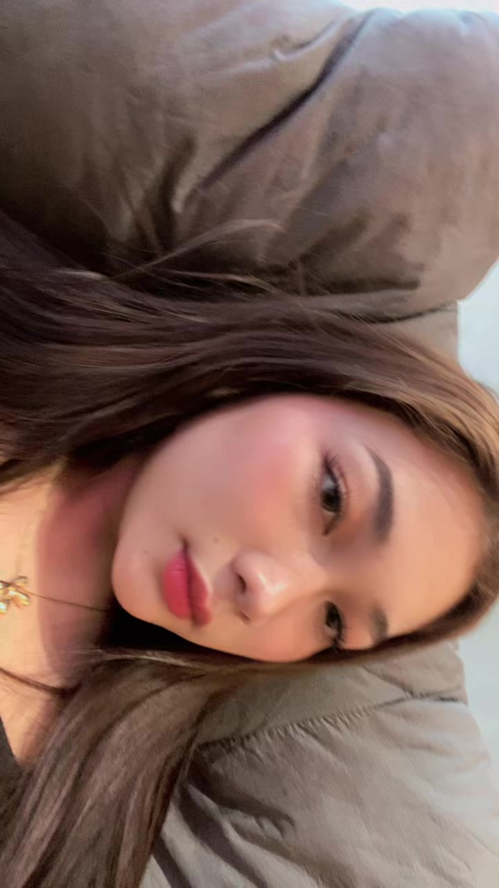 @khn_.aaa on IG
