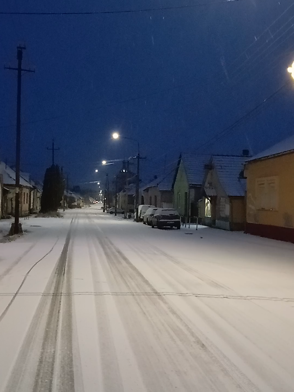 @lajoska