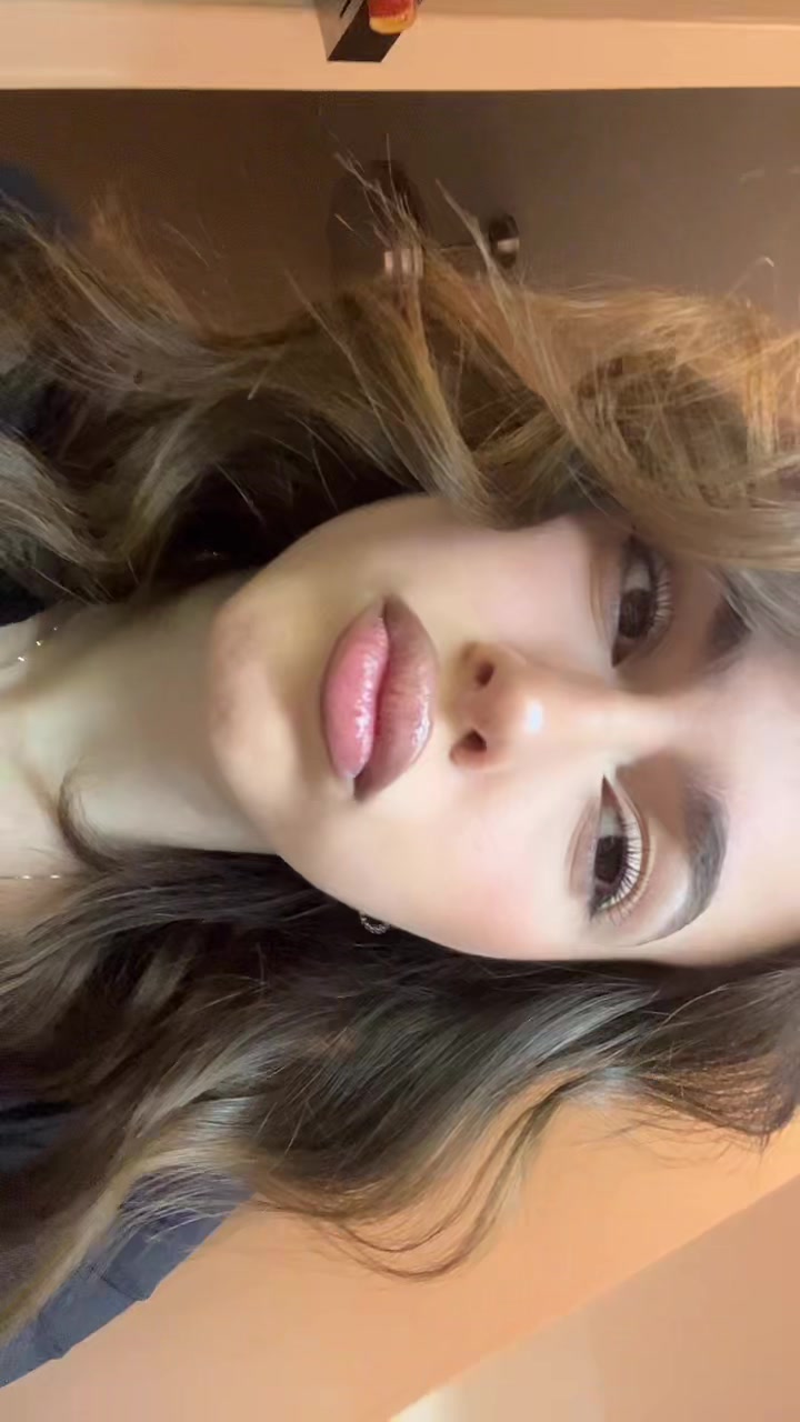 @Allyna🩷